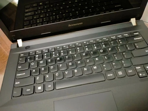 Lenovo Laptop E40 80