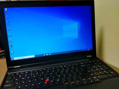 LAPTOP P-50 LENOVO